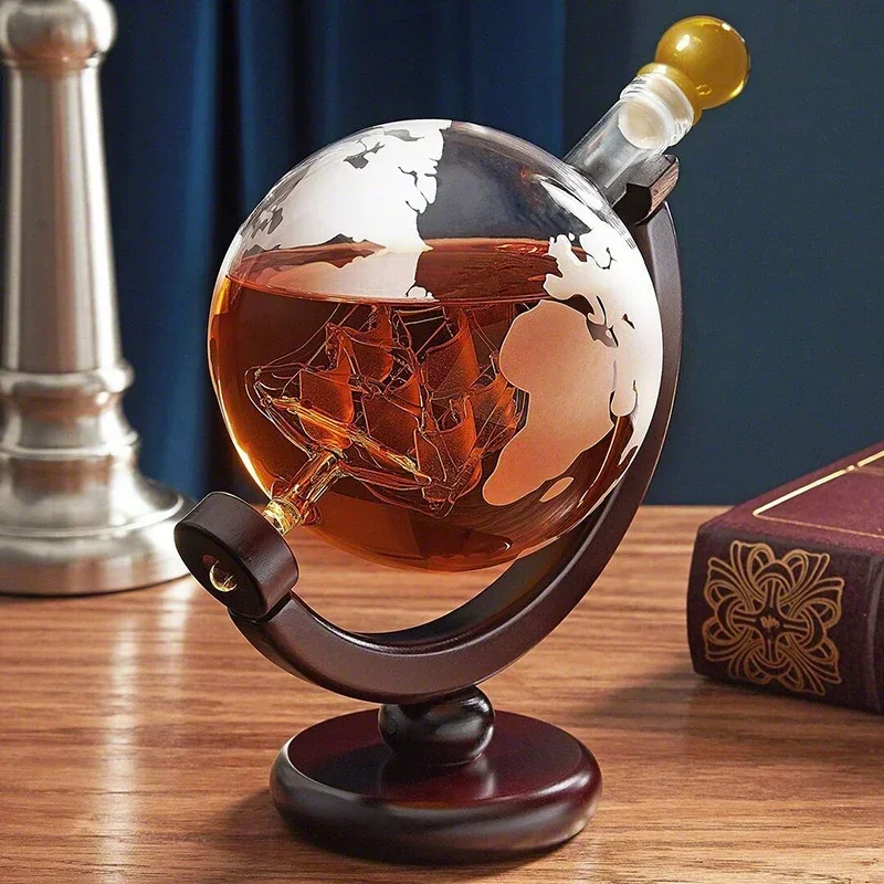 Decanter Globe Set - ชุดขวดเหล้ารูปโลกพร้อมแก้วเหล้า 2 ใบ ฐานไม้สุดหรู ขวดเหล้ารูปโลก ของขวัญสุดพิเศษ