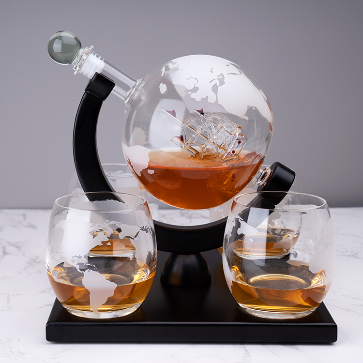 ขายโรงงานที่กําหนดเอง 850ML คุ - Decanter Globe Set บทวิจารณ์และราคา